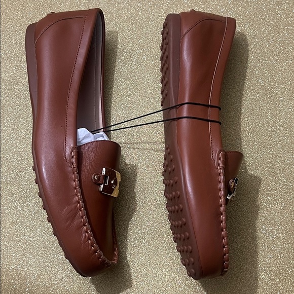 New Kate Spade Carmen Leather Loafers with Gold Accent - Picture 3 of 13